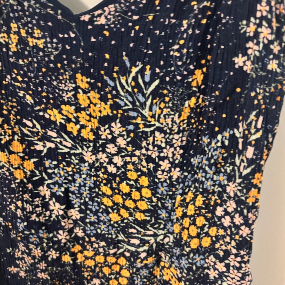 Stitch Fix Navy Floral Sleeveless Romper - Picture 3 of 5